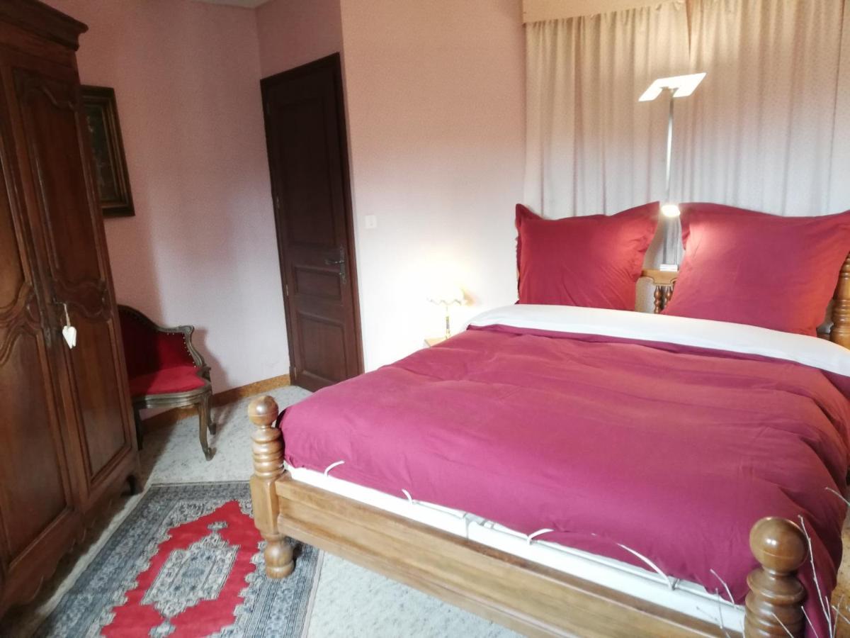 Bed and Breakfast Le Fuchier Saint-Martin-de-Fressengeas Exterior foto